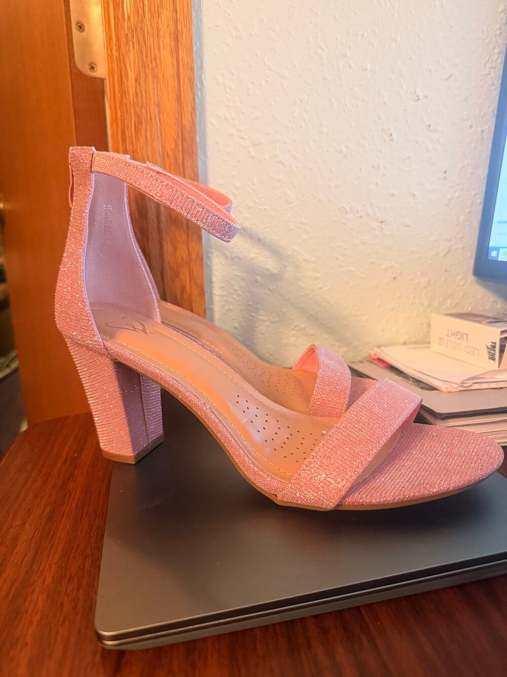 Windsor Glitzy Pink Heels Size 10
